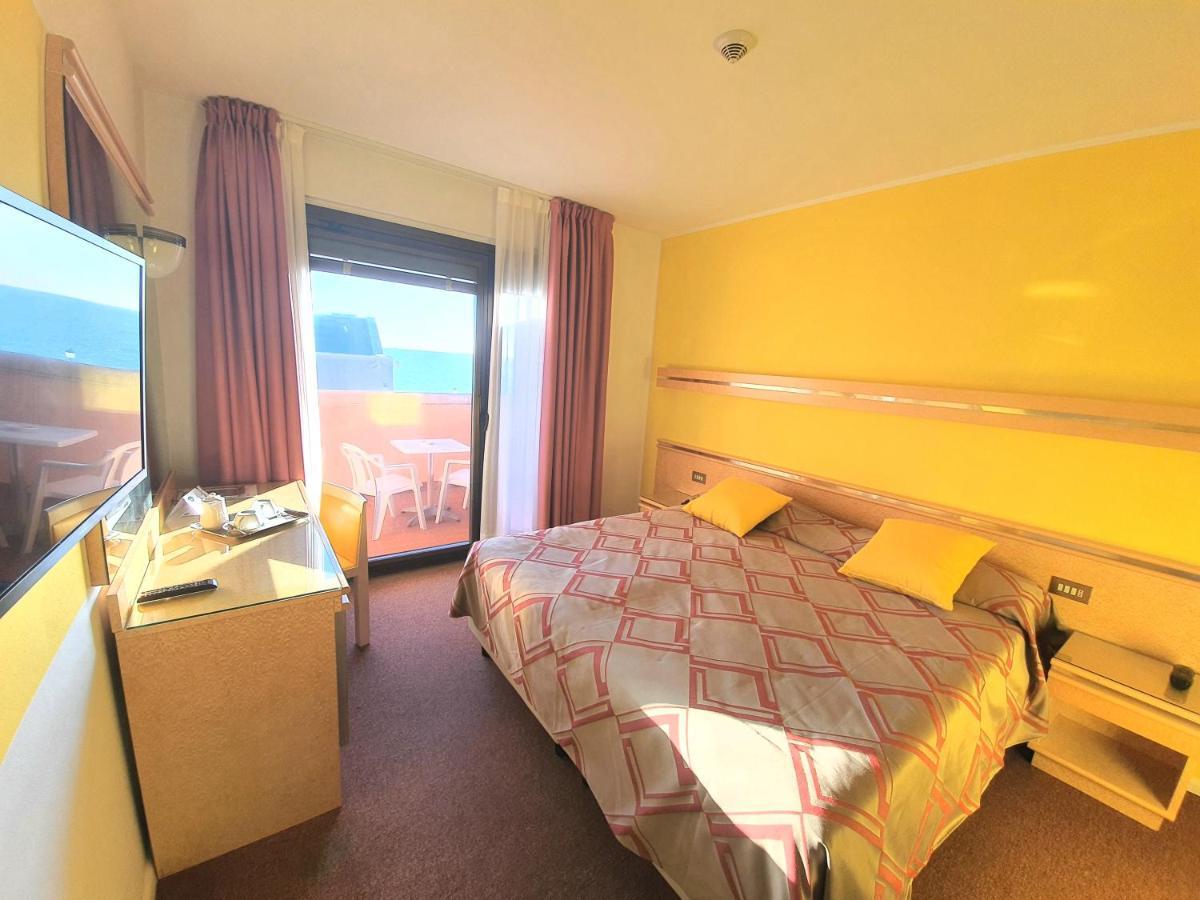 Hotel Antares Grado Eksteriør billede