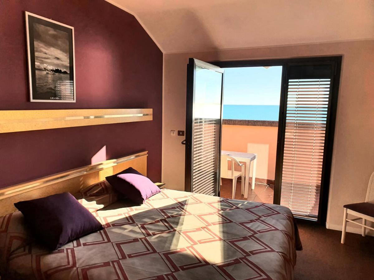 Hotel Antares Grado Eksteriør billede