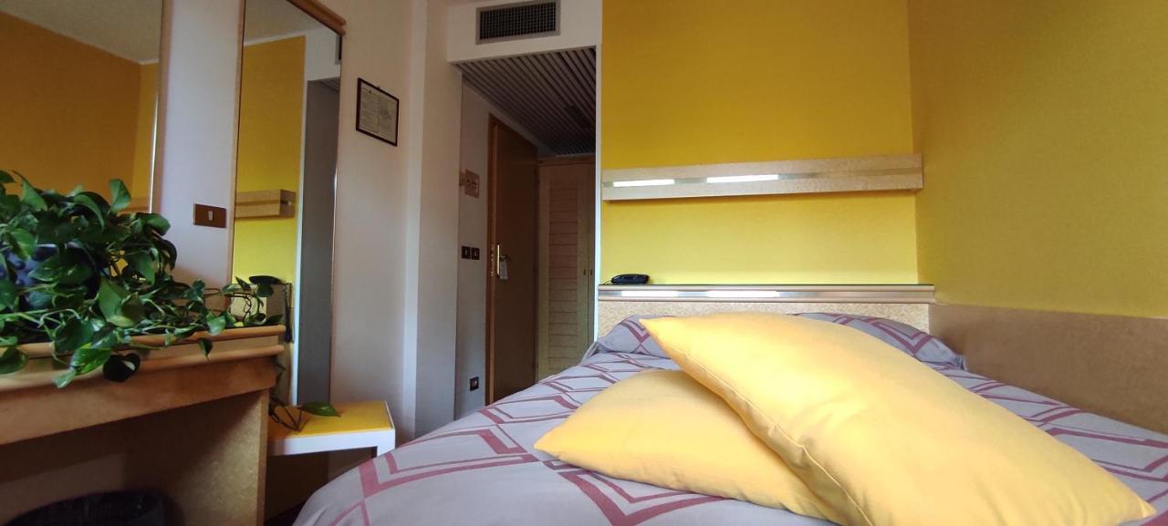 Hotel Antares Grado Eksteriør billede
